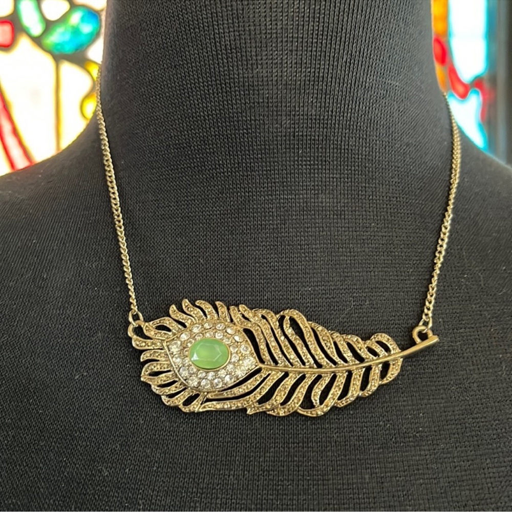 Feather diamond and gold necklace